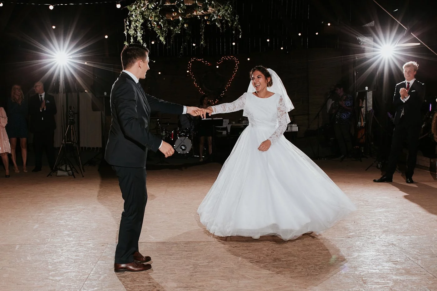 Dominika & Aleksander - Rustykalne wesele w stodole - Baborówko 107