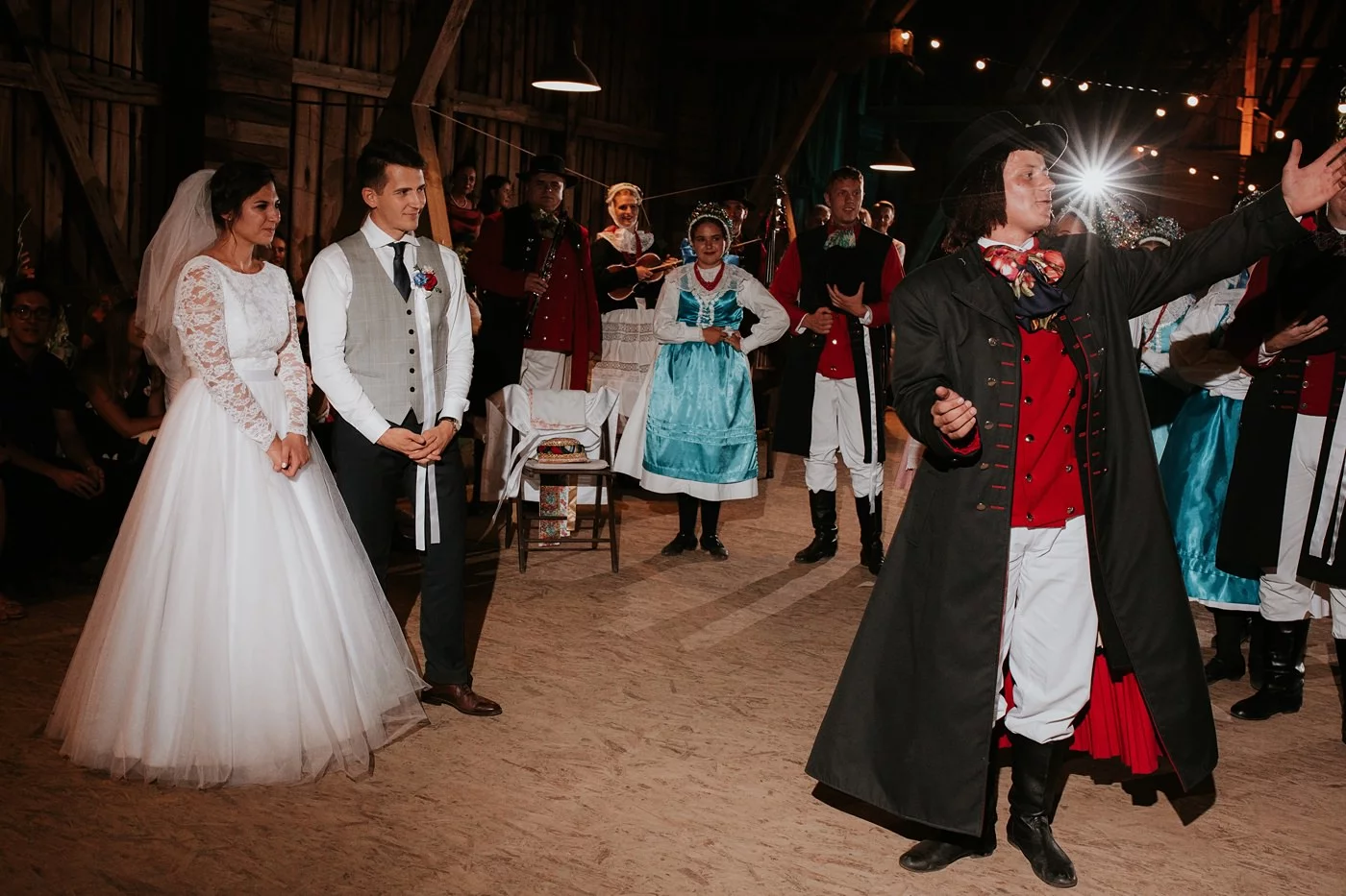 Dominika & Aleksander - Rustykalne wesele w stodole - Baborówko 129